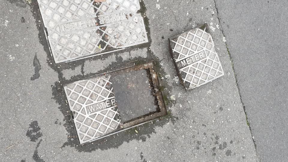 The photograph attached to this water supply report