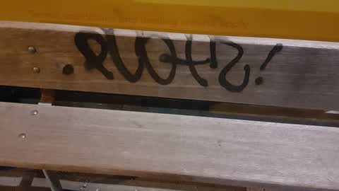 Graffiti, a report photo