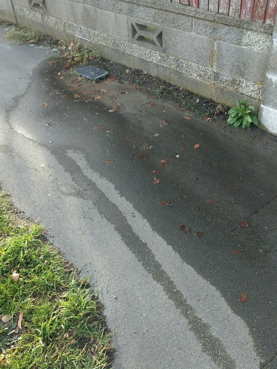 The photograph attached to this water supply report