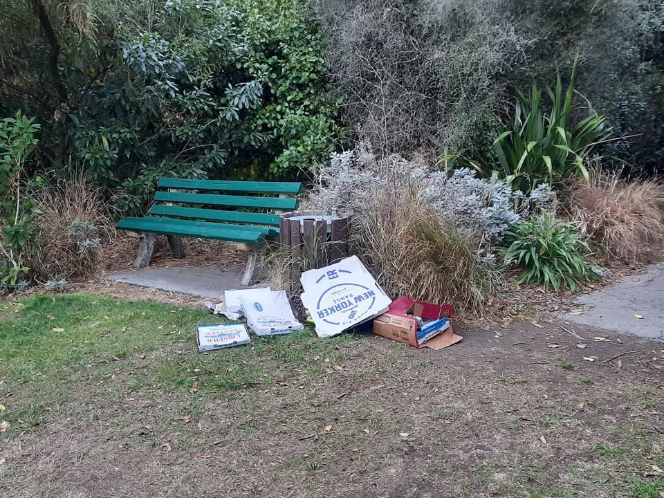 The photograph attached to this rubbish/recycling report