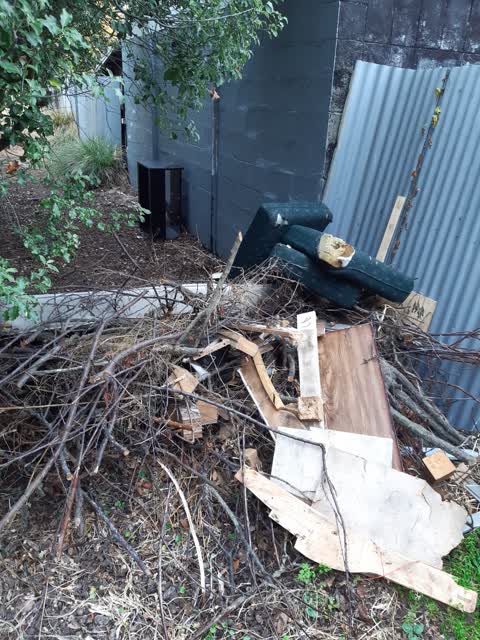 Rubbish/Recycling, a report photo