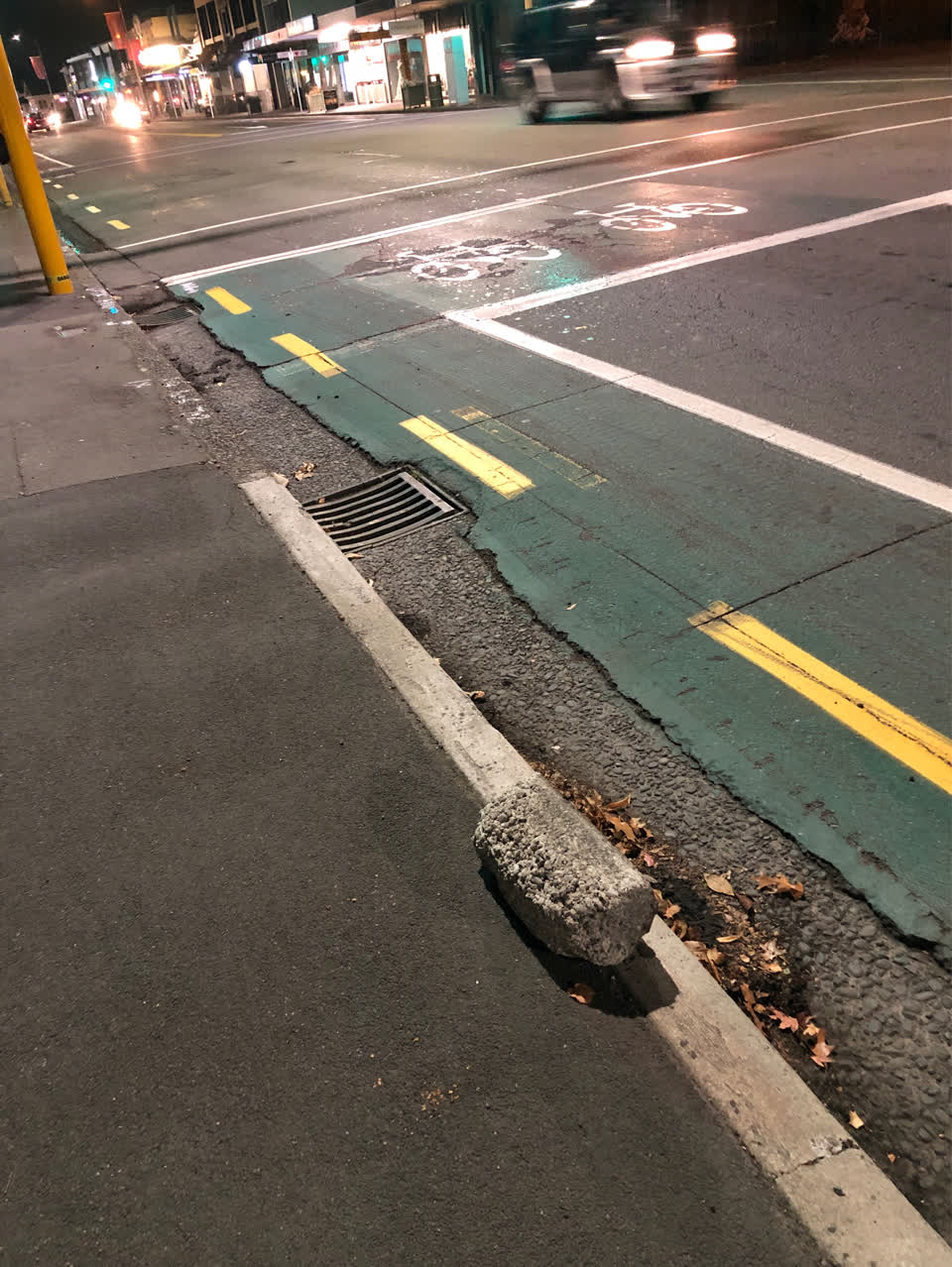 The photograph attached to this roading/streets report