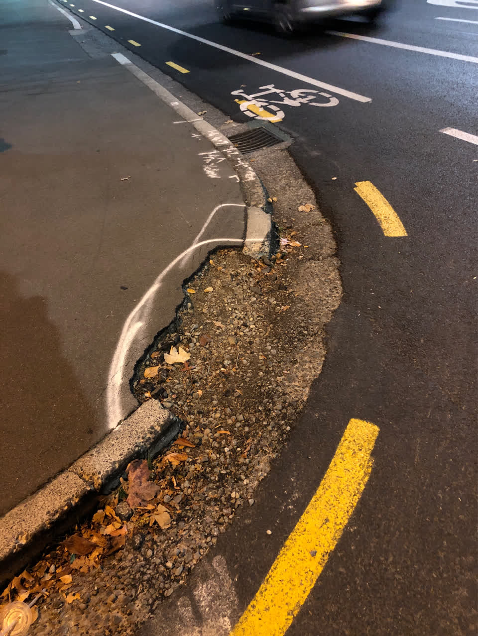 The photograph attached to this roading/streets report