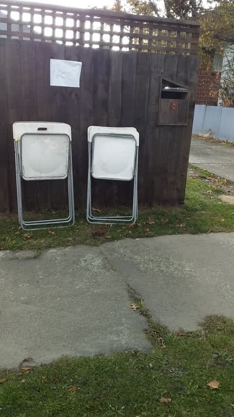 Rubbish/Recycling, a report photo