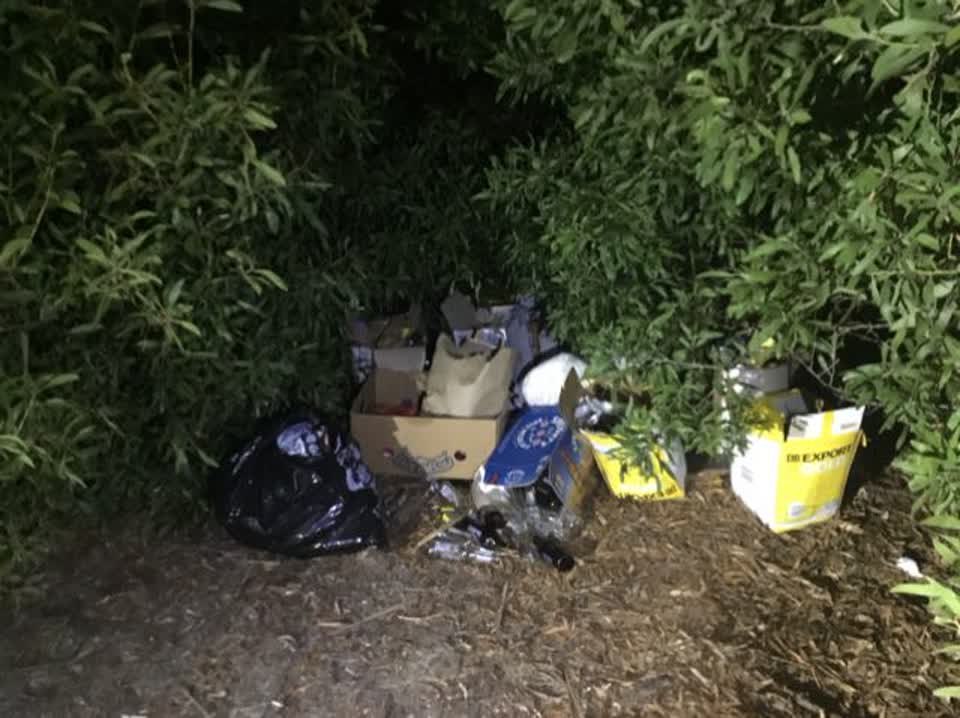 The photograph attached to this rubbish/recycling report