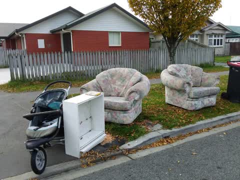Rubbish/Recycling, a report photo