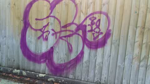 Graffiti, a report photo