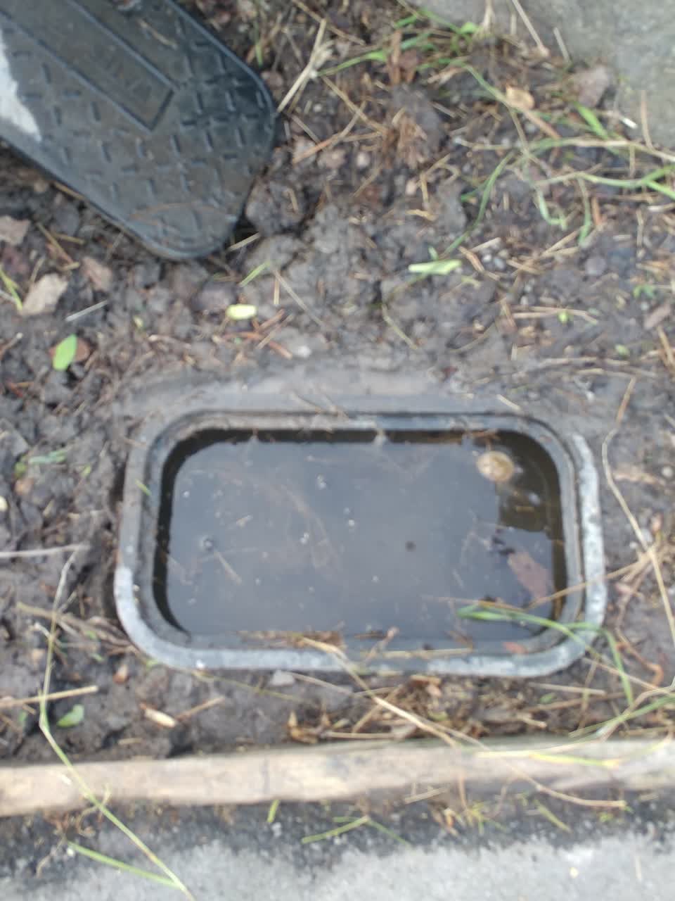 The photograph attached to this water supply report