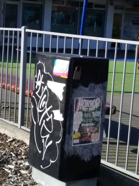 Graffiti, a report photo