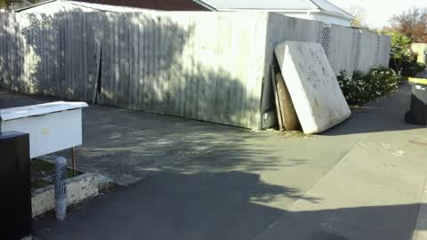 Rubbish/Recycling, a report photo