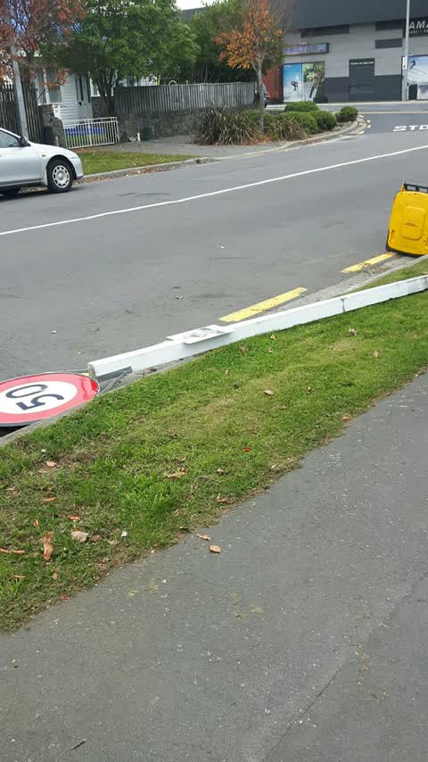 Roading/Streets, a report photo