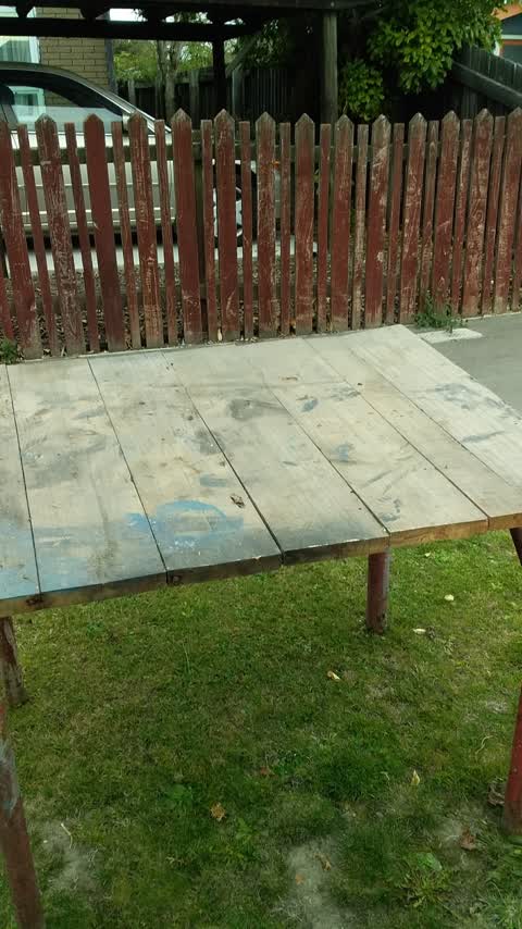 Rubbish/Recycling, a report photo