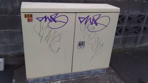 Graffiti, a report photo