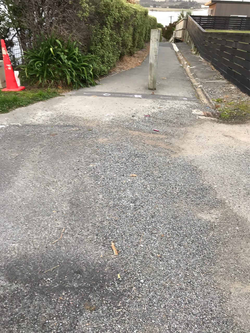 The photograph attached to this roading/streets report