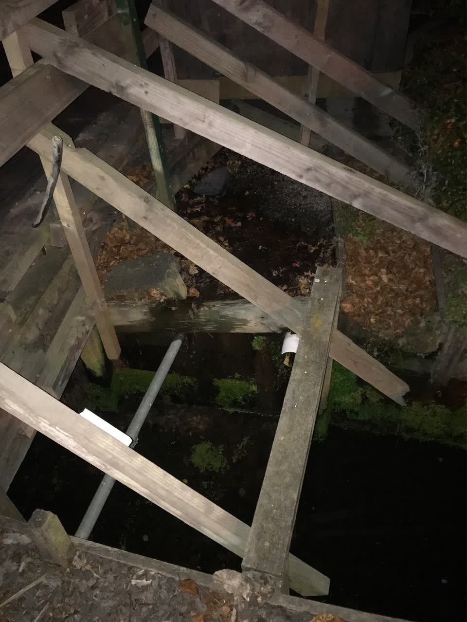 The photograph attached to this water supply report