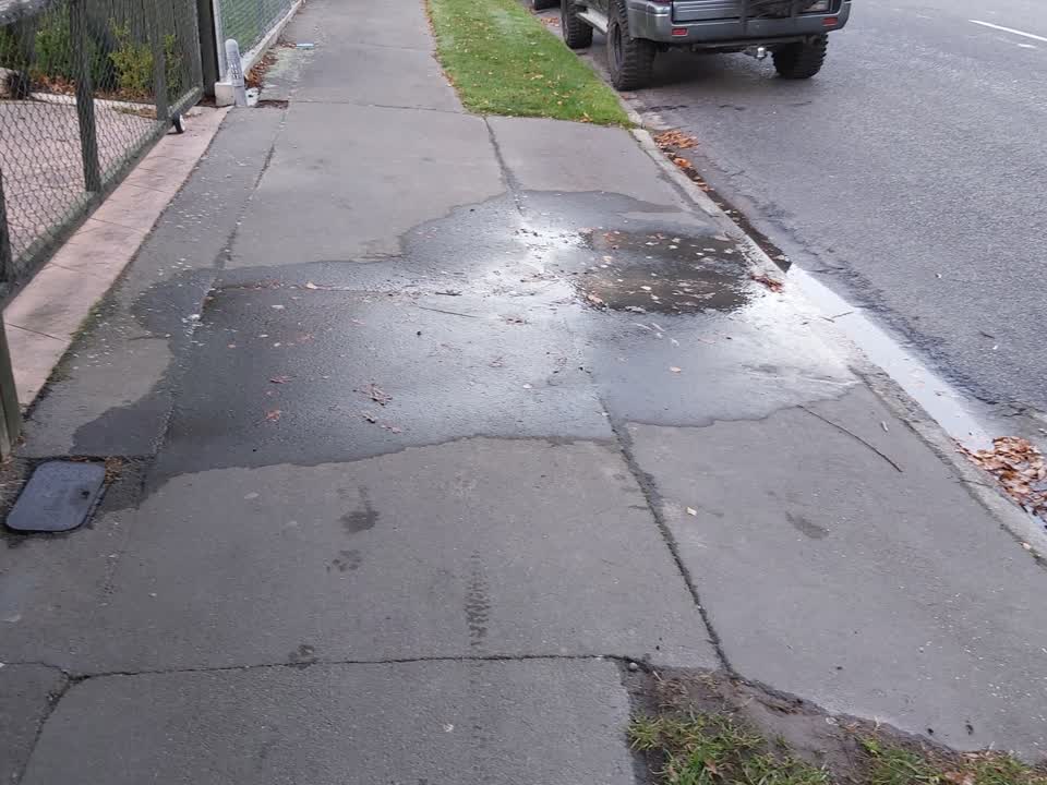 The photograph attached to this water supply report