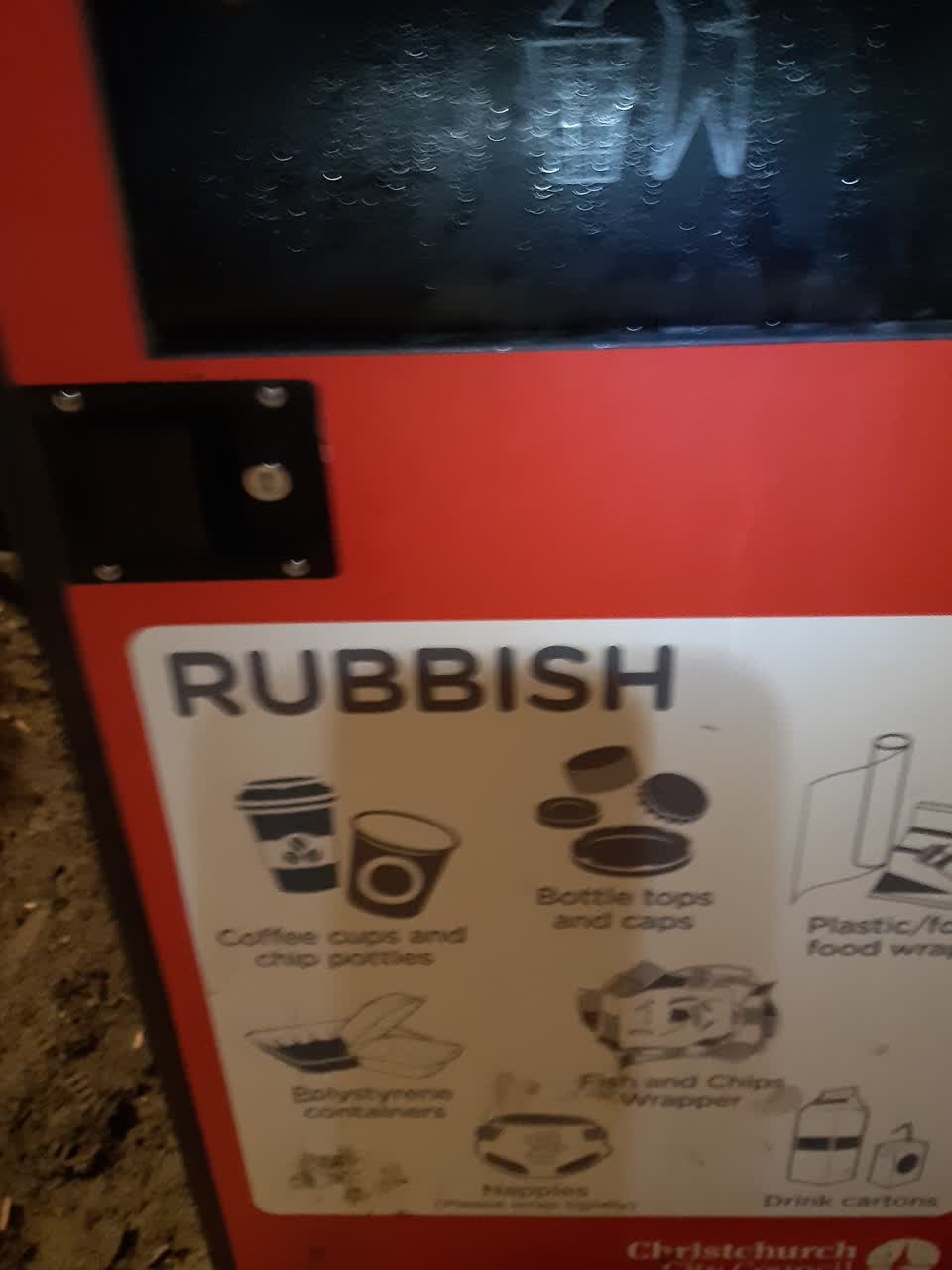 The photograph attached to this rubbish/recycling report