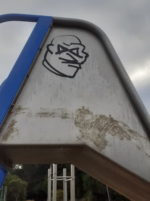 Graffiti, a report photo