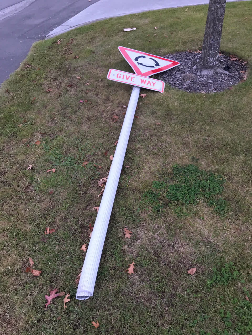 The photograph attached to this roading/streets report