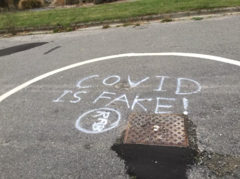 The photograph attached to this graffiti report