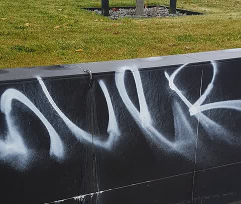 Graffiti, a report photo