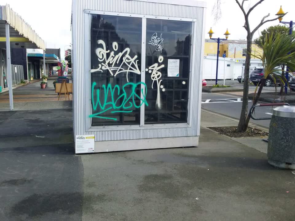 The photograph attached to this graffiti report