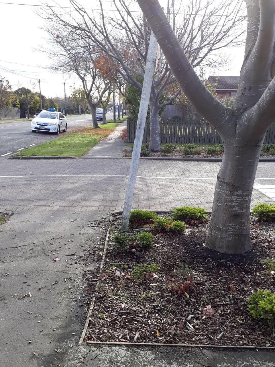 The photograph attached to this roading/streets report