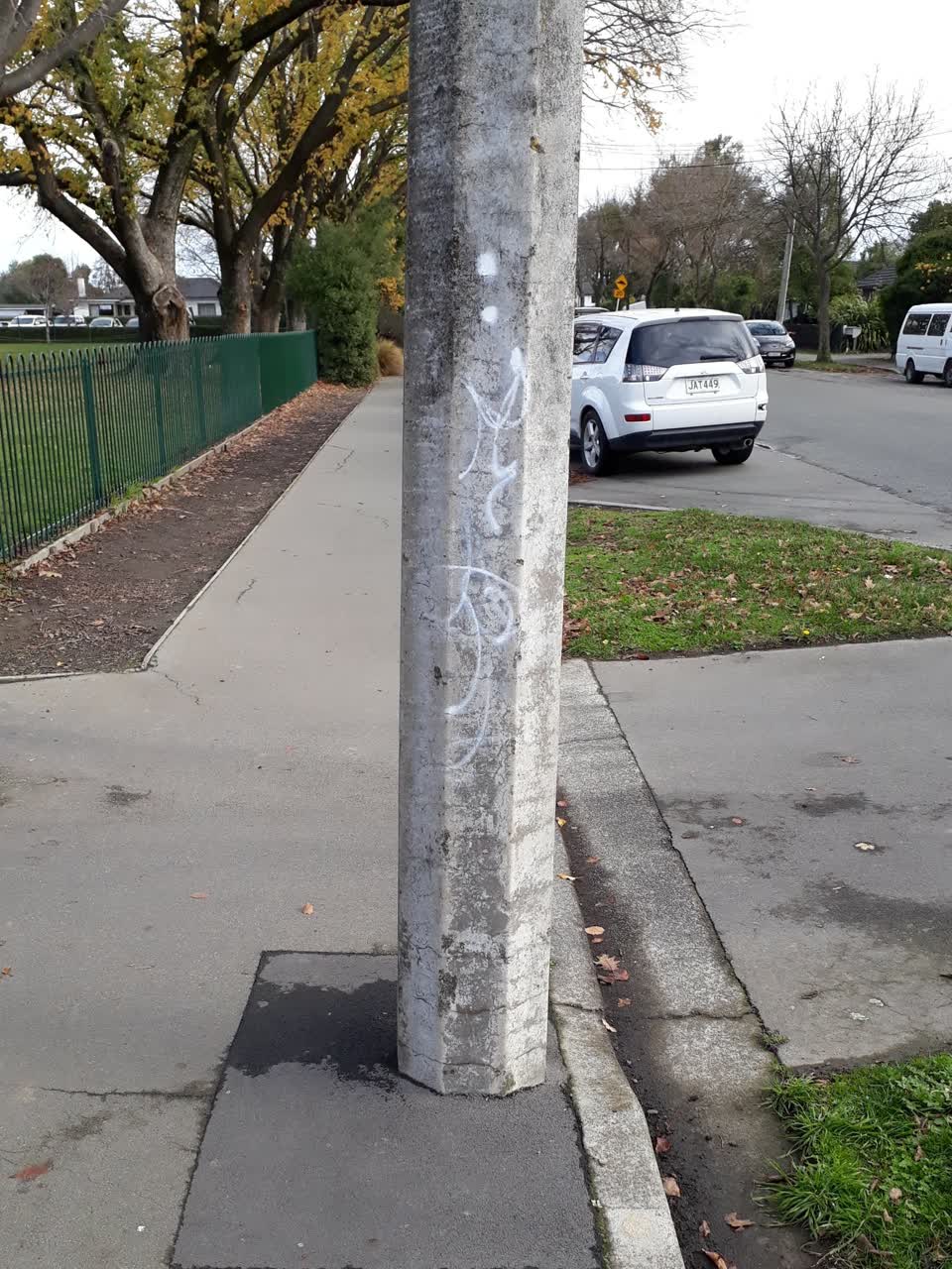 The photograph attached to this graffiti report