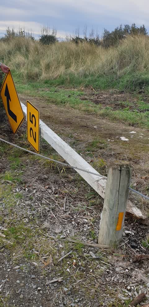 Roading/Streets, a report photo