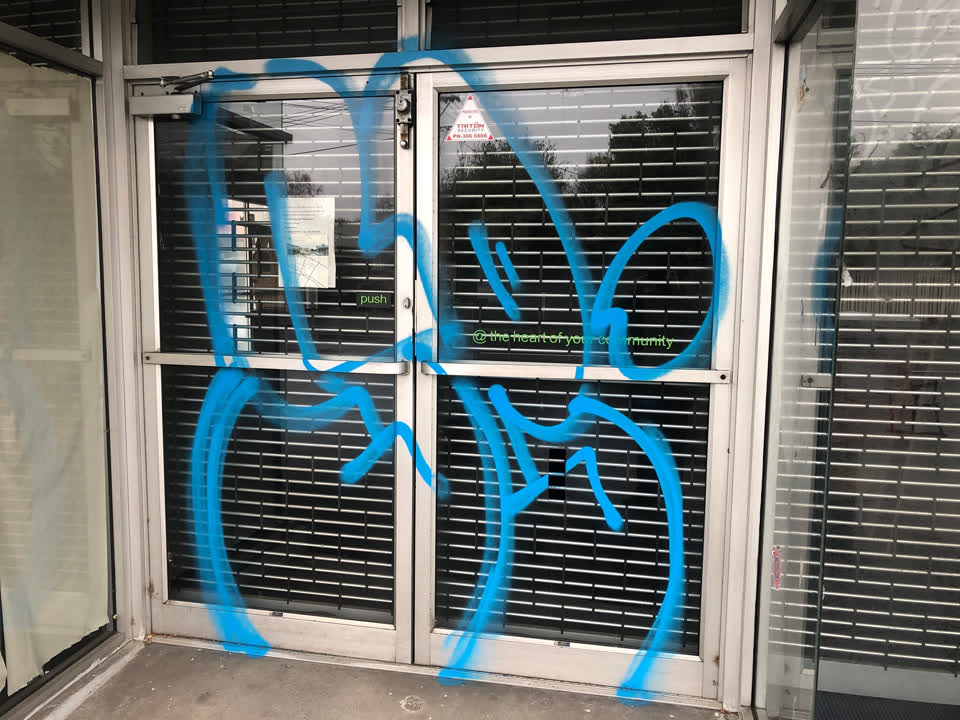 The photograph attached to this graffiti report