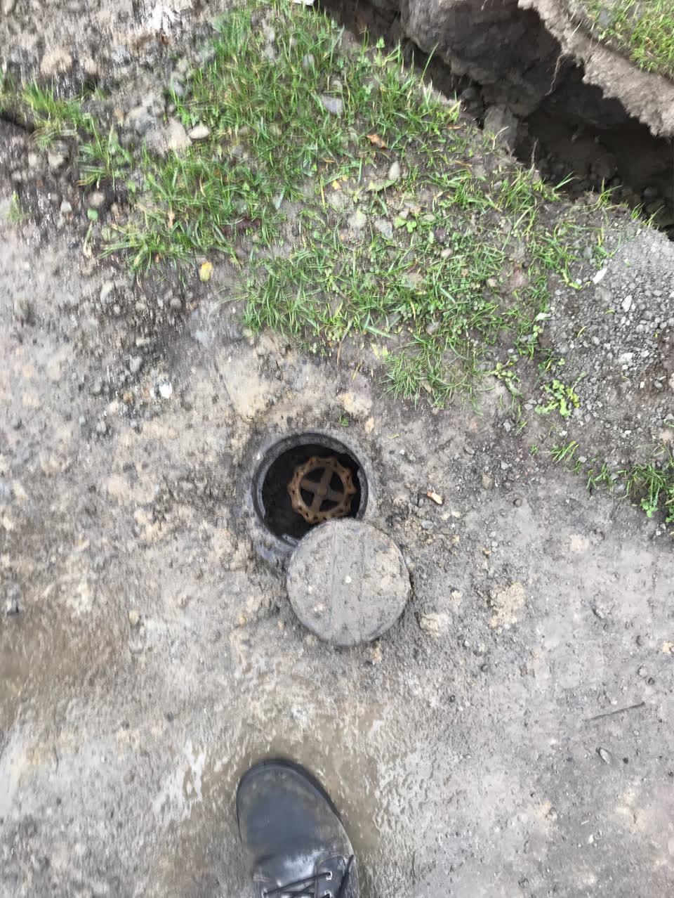 The photograph attached to this water supply report