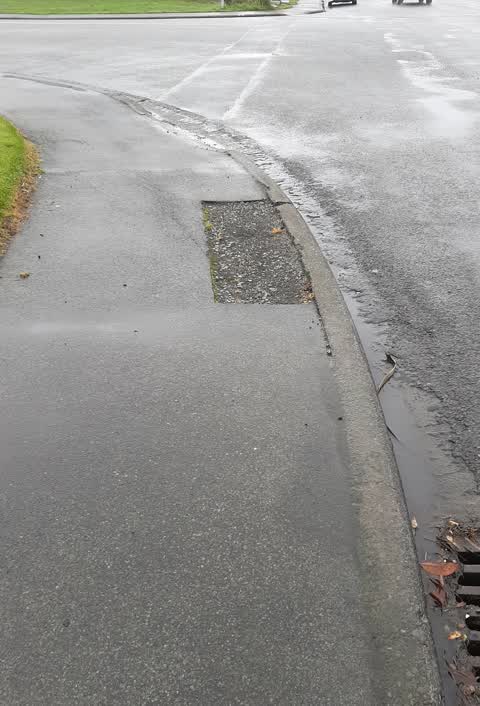 Roading/Streets, a report photo