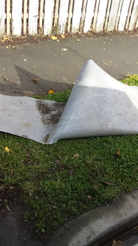 Rubbish/Recycling, a report photo