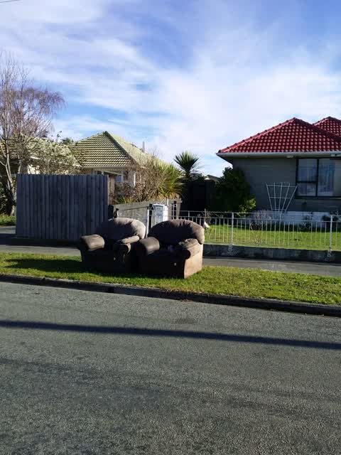 Rubbish/Recycling, a report photo