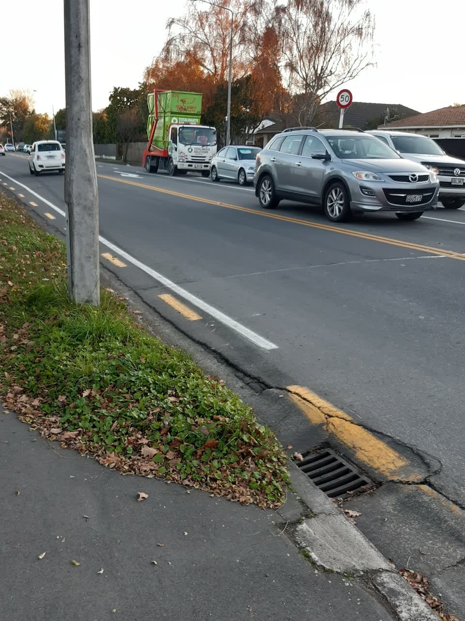 The photograph attached to this roading/streets report