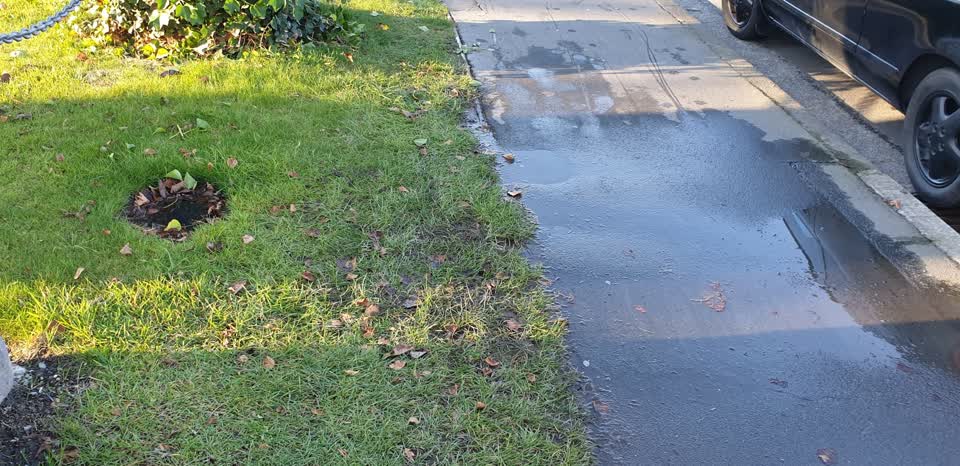 The photograph attached to this water supply report