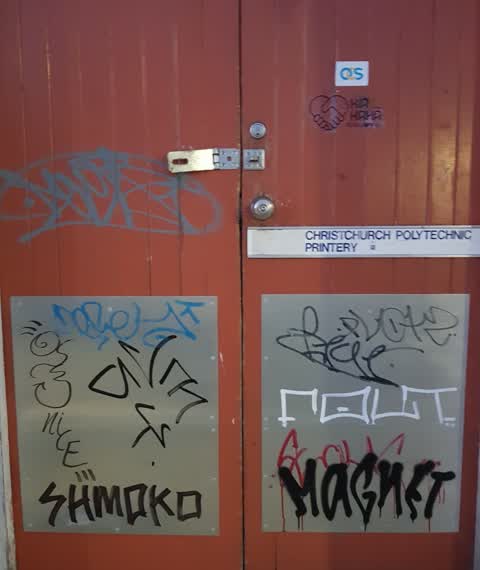 Graffiti, a report photo