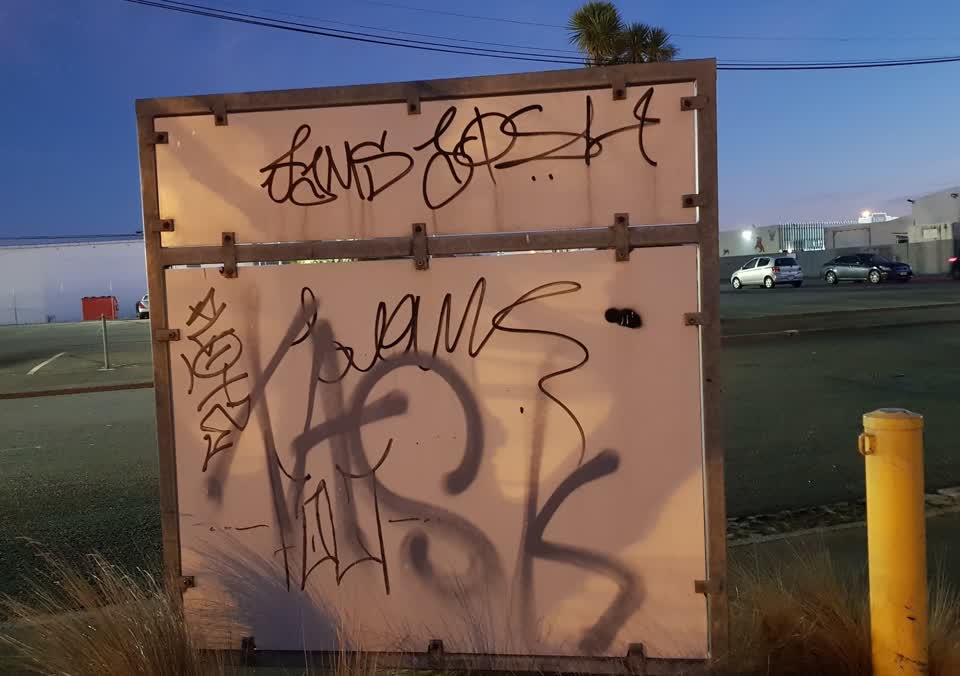 The photograph attached to this graffiti report