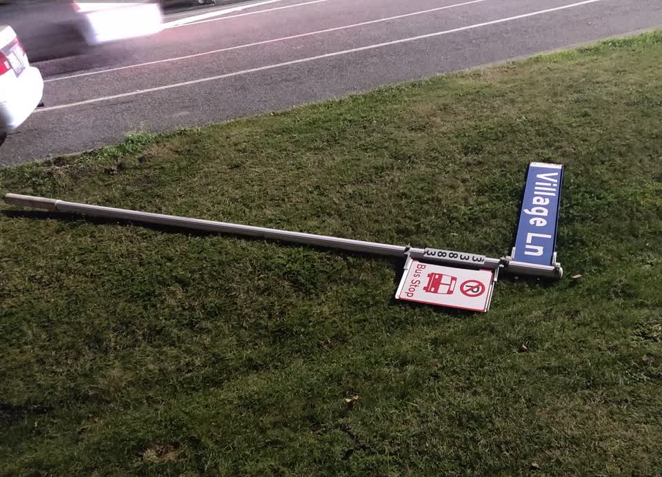 The photograph attached to this roading/streets report