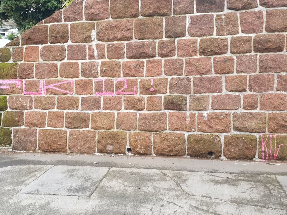 The photograph attached to this graffiti report