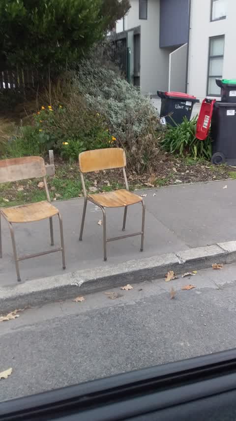Rubbish/Recycling, a report photo