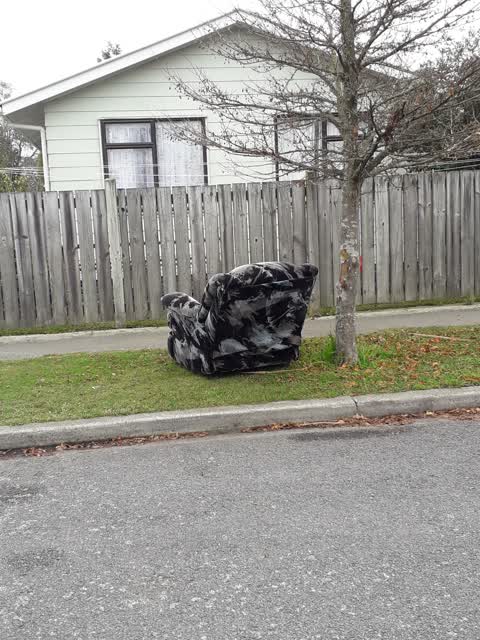 Rubbish/Recycling, a report photo