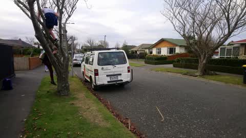 Roading/Streets, a report photo