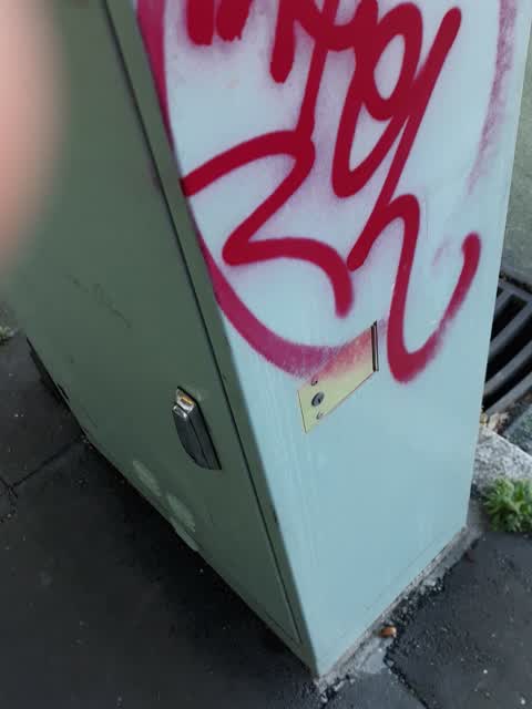 Graffiti, a report photo