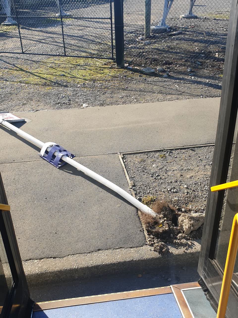The photograph attached to this roading/streets report