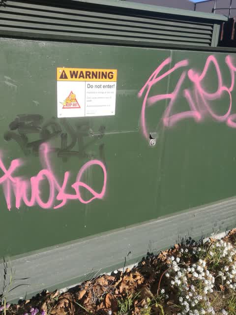 Graffiti, a report photo