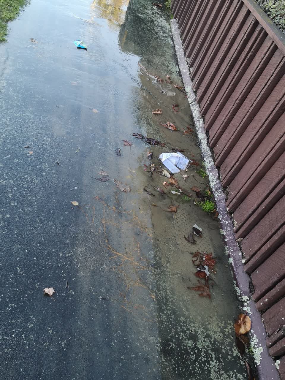 The photograph attached to this water supply report