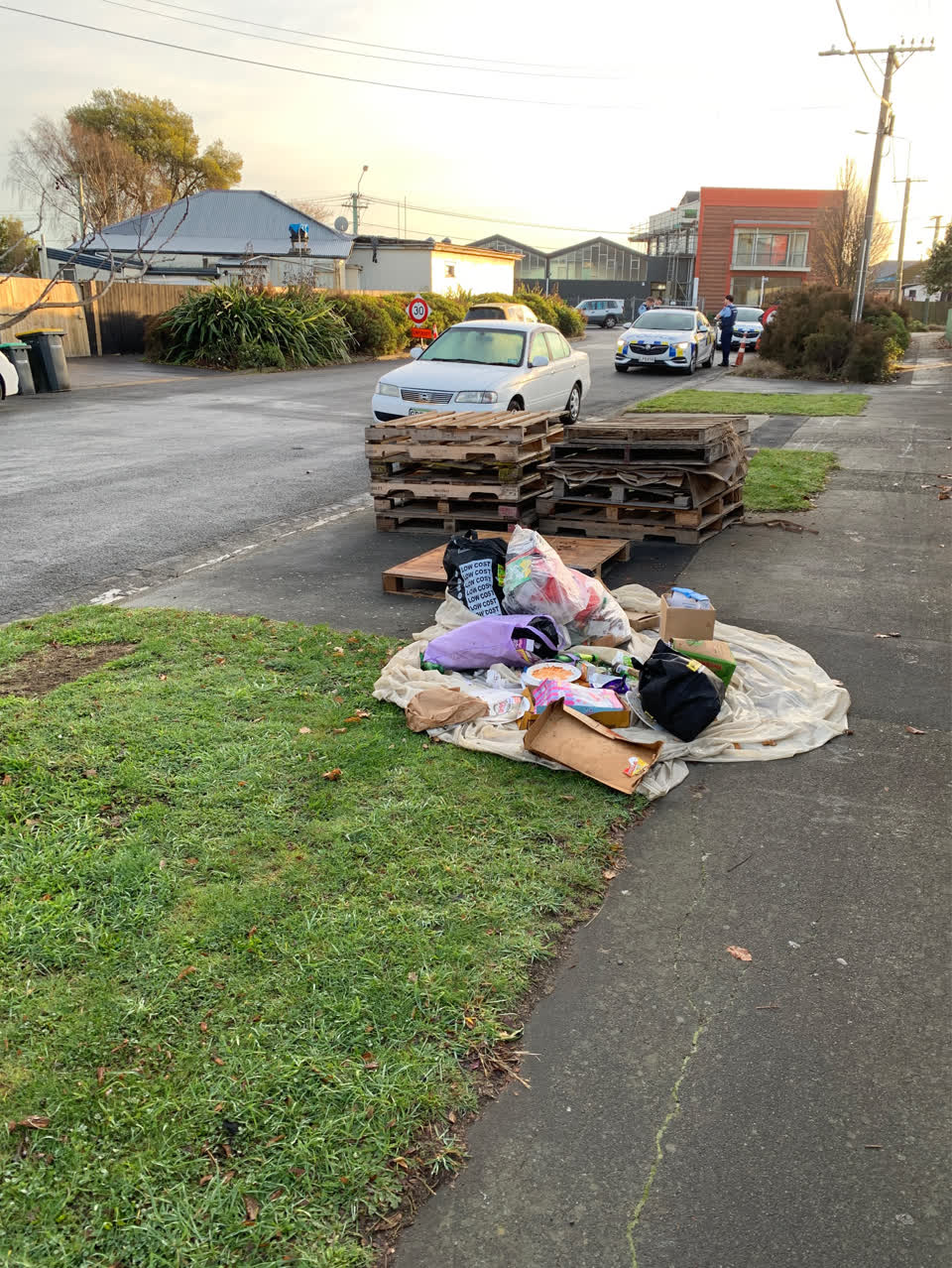 The photograph attached to this rubbish/recycling report