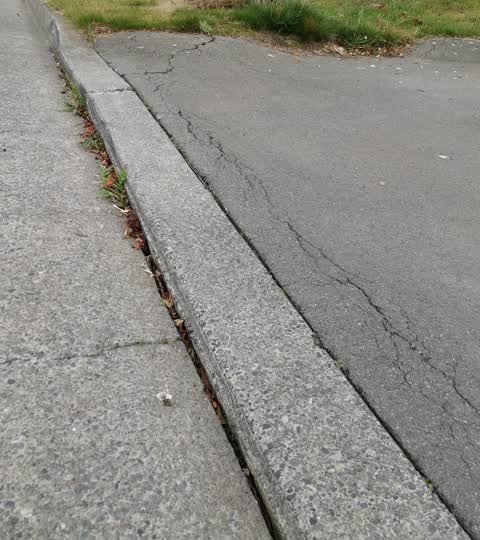 Roading/Streets, a report photo