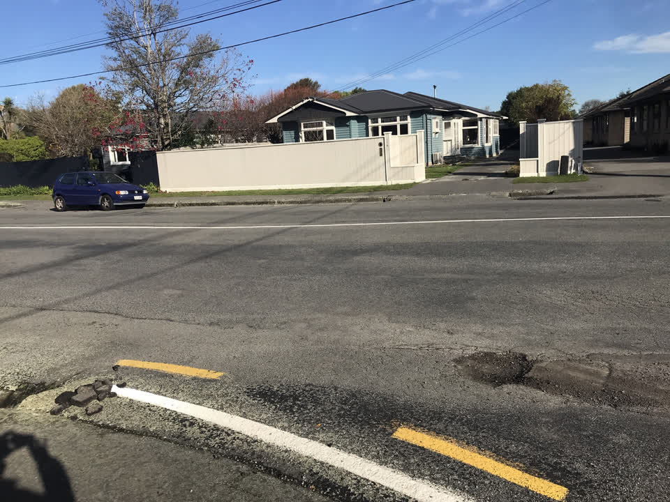 The photograph attached to this roading/streets report